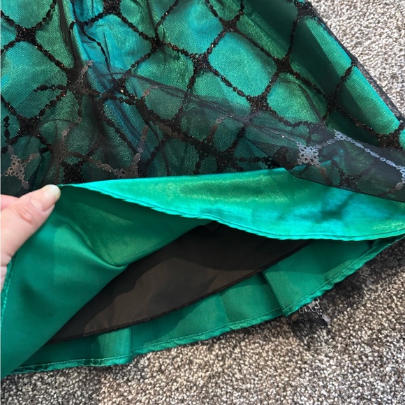 Jona Michelle Girls Emerald Green & Black Formal Party Dress Sz 8 Tie Button - Picture 6 of 9